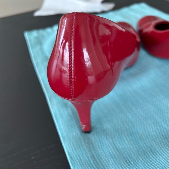 the RED Shoes - Picture 4 of 6